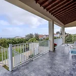 Holiday home La Casita Felizola- Charming Coastal Escape