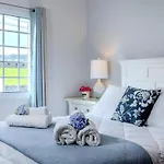 La Casita Felizola- Charming Coastal Escape