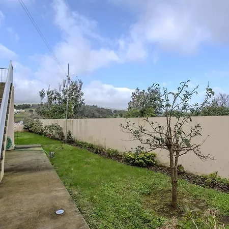 La Casita Felizola-3br House & Parking * Sao Pedro (Sao Miguel)