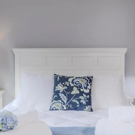 La Casita Felizola- Charming Coastal Escape