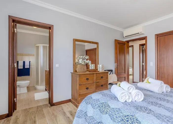 La Casita Felizola- Charming Coastal Escape *